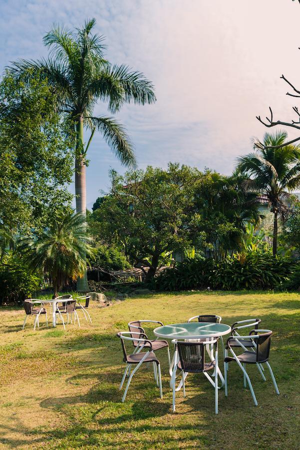 Palm Villa Guesthouse Nantou Bagian luar foto