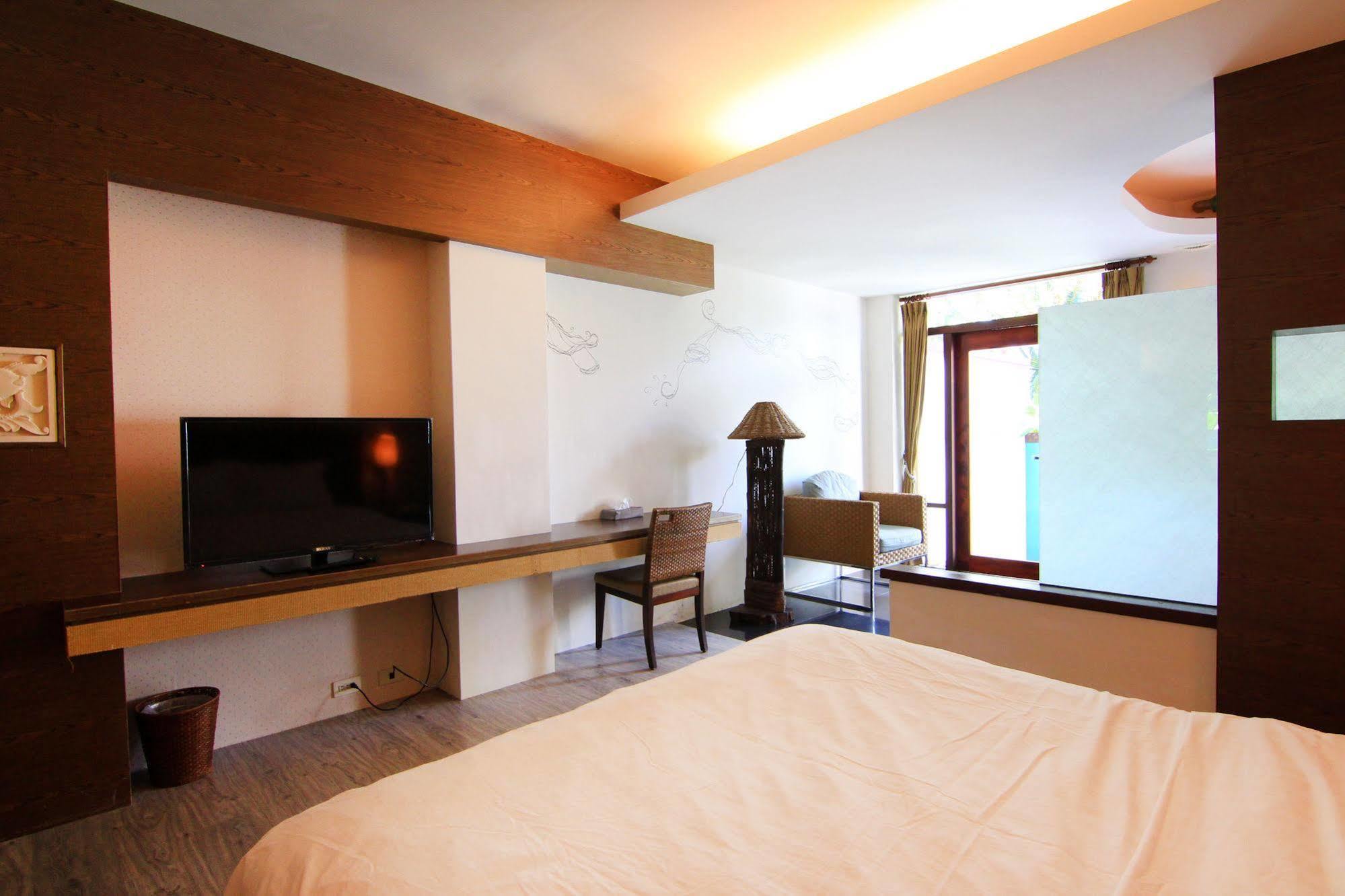 Palm Villa Guesthouse Nantou Bagian luar foto
